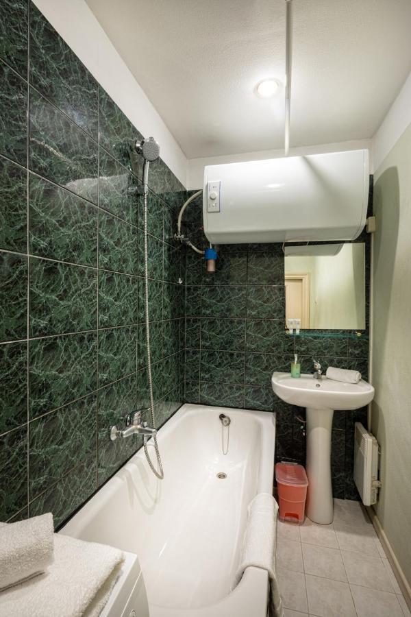 Old Riga Aldaru Street One Bedroom Apartment מראה חיצוני תמונה